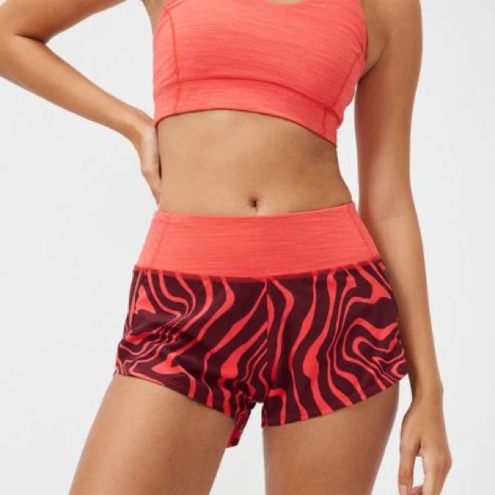 Outdoor Voices Hudson 4” Shorts Poppy Swirl NWT XXL